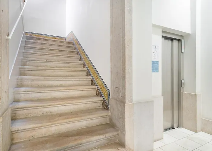 Whome Restauradores Deluxe W/ Elevator & Ac Perfect For Families & Friends