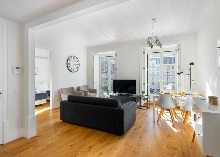 Whome Restauradores Deluxe W/ Elevator & Ac Perfect For Families & Friends Apartament *