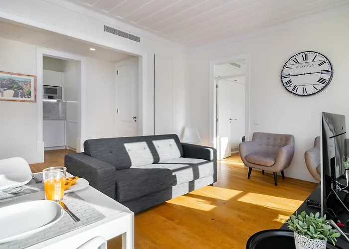 Whome Restauradores Deluxe W/ Elevator & Ac Perfect For Families & Friends Apartament *