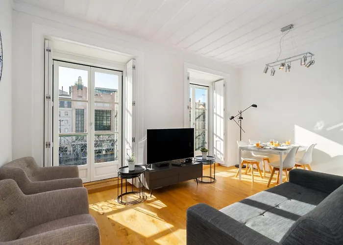 Whome Restauradores Deluxe W/ Elevator & Ac Perfect For Families & Friends *