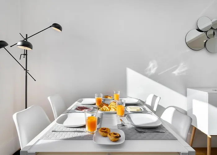 Whome Restauradores Deluxe W/ Elevator & Ac Perfect For Families & Friends