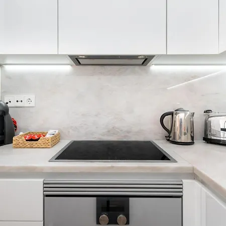 Whome Restauradores Deluxe W/ Elevator & Ac Perfect For Families & Friends 아파트 *